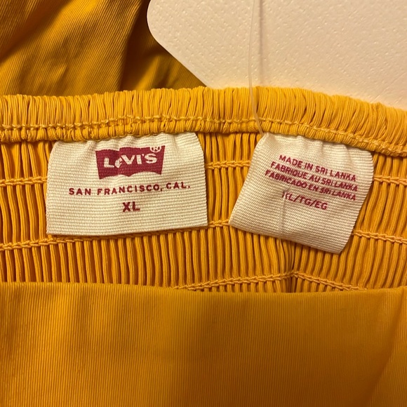 LEVI’S slight crop Junie Mutton Puff long sleeve blouse top Mustard SIZE XL - Picture 9 of 12